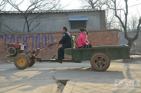 颠簸在农村道路上的这几款车：你坐过几种