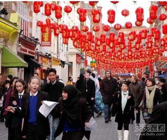 中国人在美生活和谁死对头？答案竟是印度人