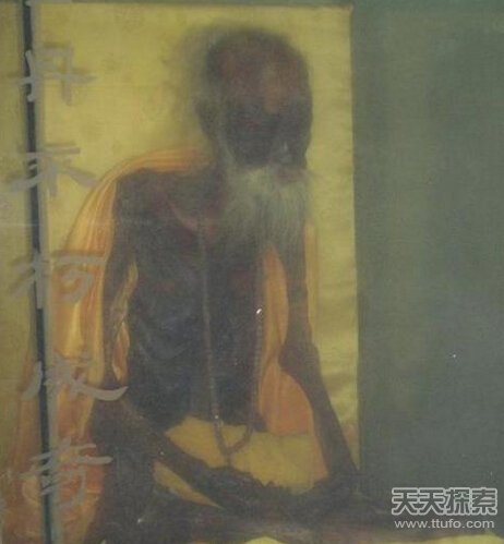 揭秘：160岁高僧圆寂尸体不腐之谜